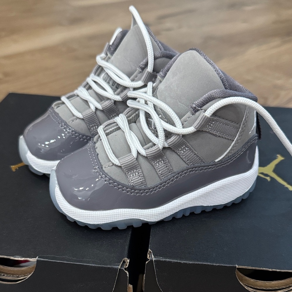 Worn once - Jordan 11 Retro (TD)